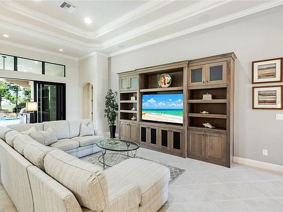 4th image of 28452 SAN AMARO DR