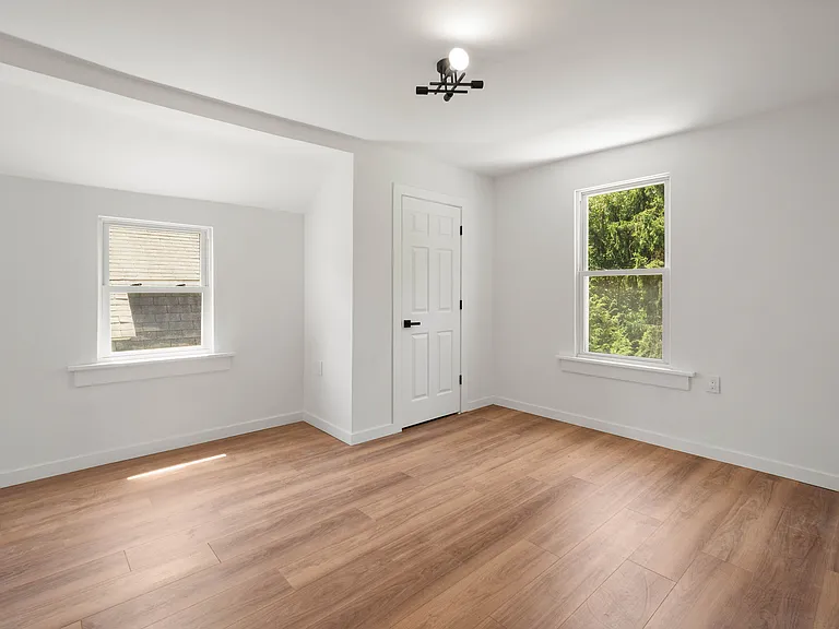 147 Clairmont Ave — Photo 19