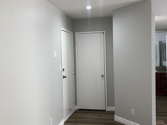 2nd image of 5325 Cartwright Ave APT 103