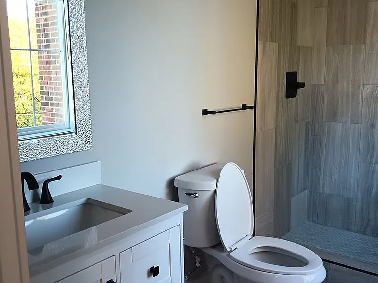 2230 Laurel Ave #3 — Photo 13
