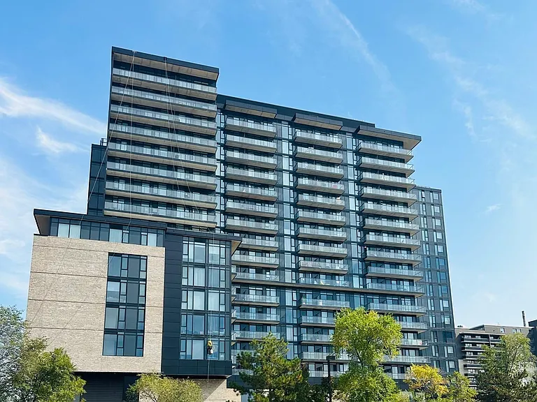 86 Dundas St E #409 — Photo 3