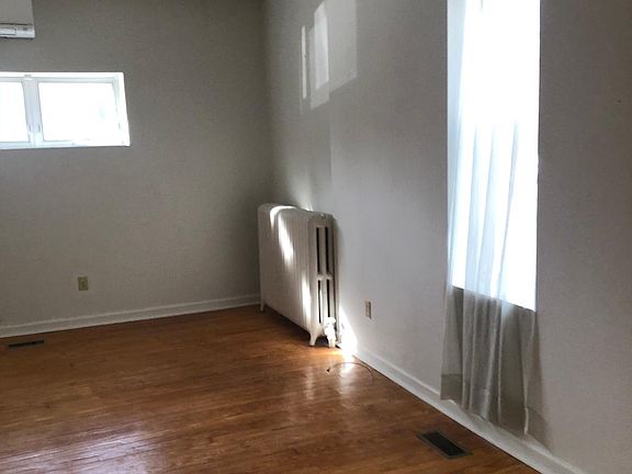 4th image of 4116 Houghton St #1