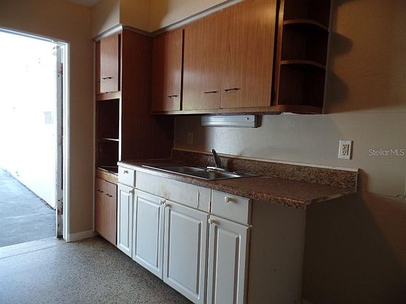 3rd image of 3802 18th Ave S