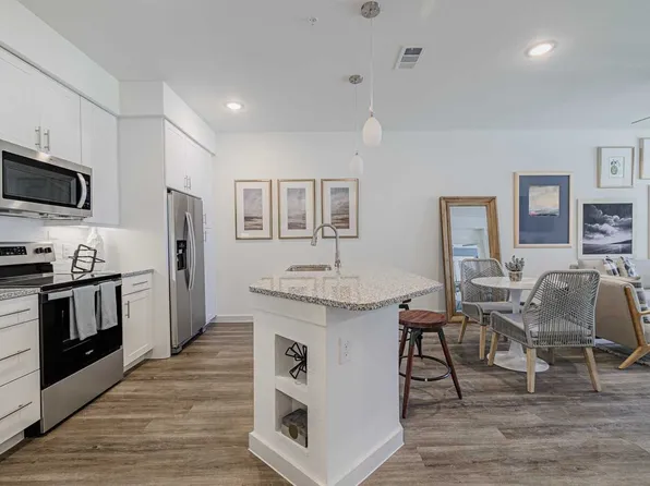 (undisclosed Address), Houston, TX 77041
