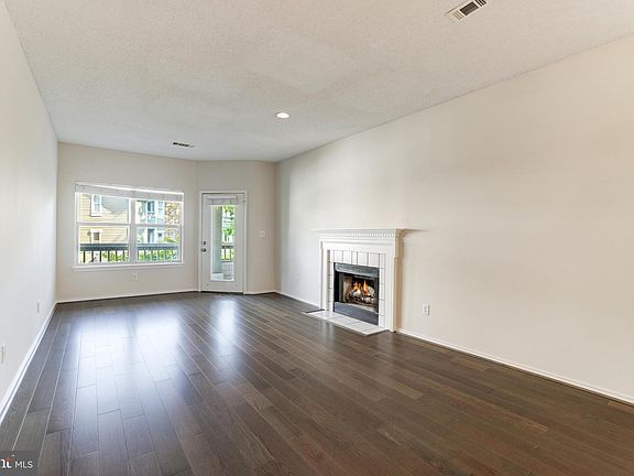 5th image of 4443 Fair Stone Dr APT 206