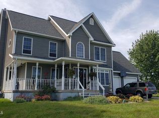 436 McKay Rd, Amsterdam, NY 12010