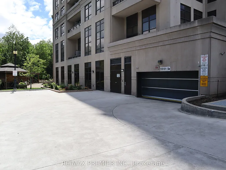 9225 Jane St #1506 — Photo 41