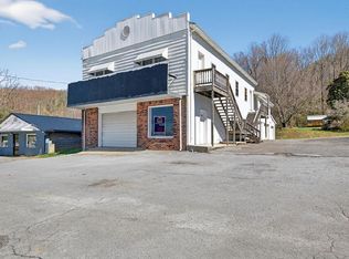 112 Douglas Dr, Damascus, VA 24236