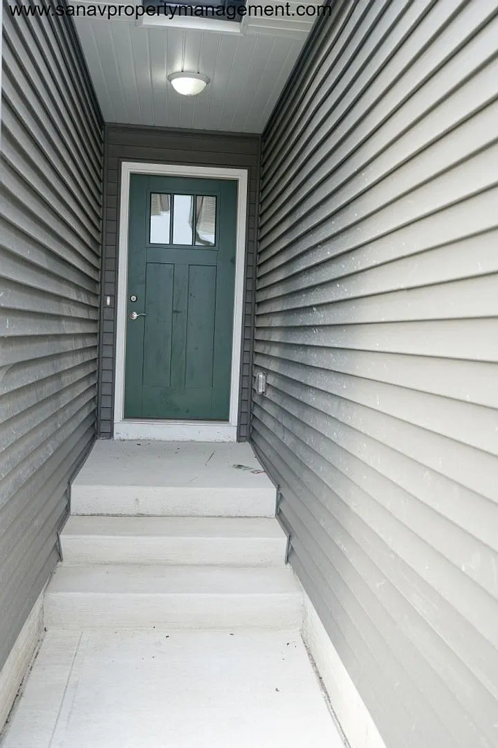 Stunning Single Family Home in Norwalk! — Photo 3