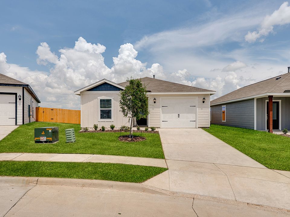 The Ash is a beautiful one-story home.