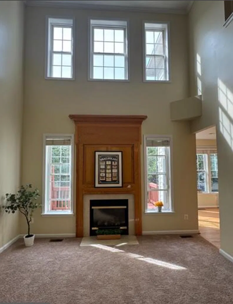 4 bed, 2.5 bath, 3586 sqft, $3,850 — Photo 3
