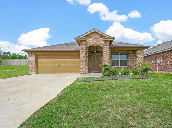 8209 Spotted Doe Dr, Fort Worth, TX 76179