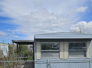 121 N 6th Ave, Mills, WY 82604