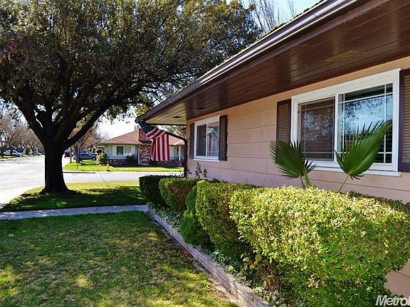5th image of 1703 Silkwood Dr