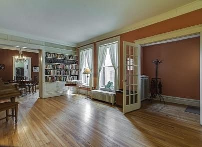 5th image of 4839 S Kenwood Ave
