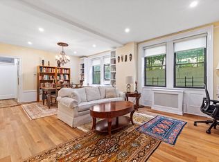 119 W 71st St APT 2C, Manhattan, NY 10023