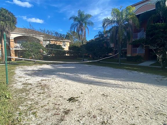 4th image of 6968 SW 39th St APT F206