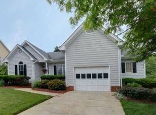 5908 Knollrock Dr, Raleigh, NC 27612