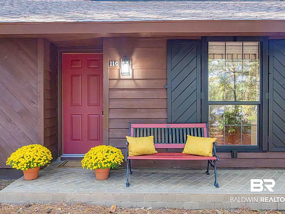 2nd image of 110 Chinquapin Cir