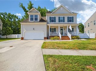 712 Creekwood Dr, Chesapeake, VA 23323