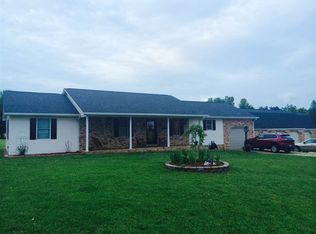 8892 Wn Royster Rd, Robards, KY 42452