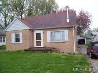 8704 New Bunkum Rd, Caseyville, IL 62232