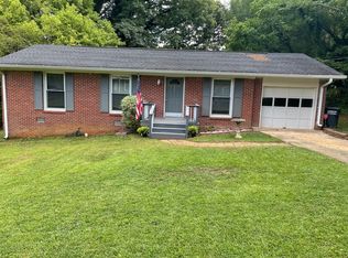 371 Pineland Rd SW, Mableton, GA 30126