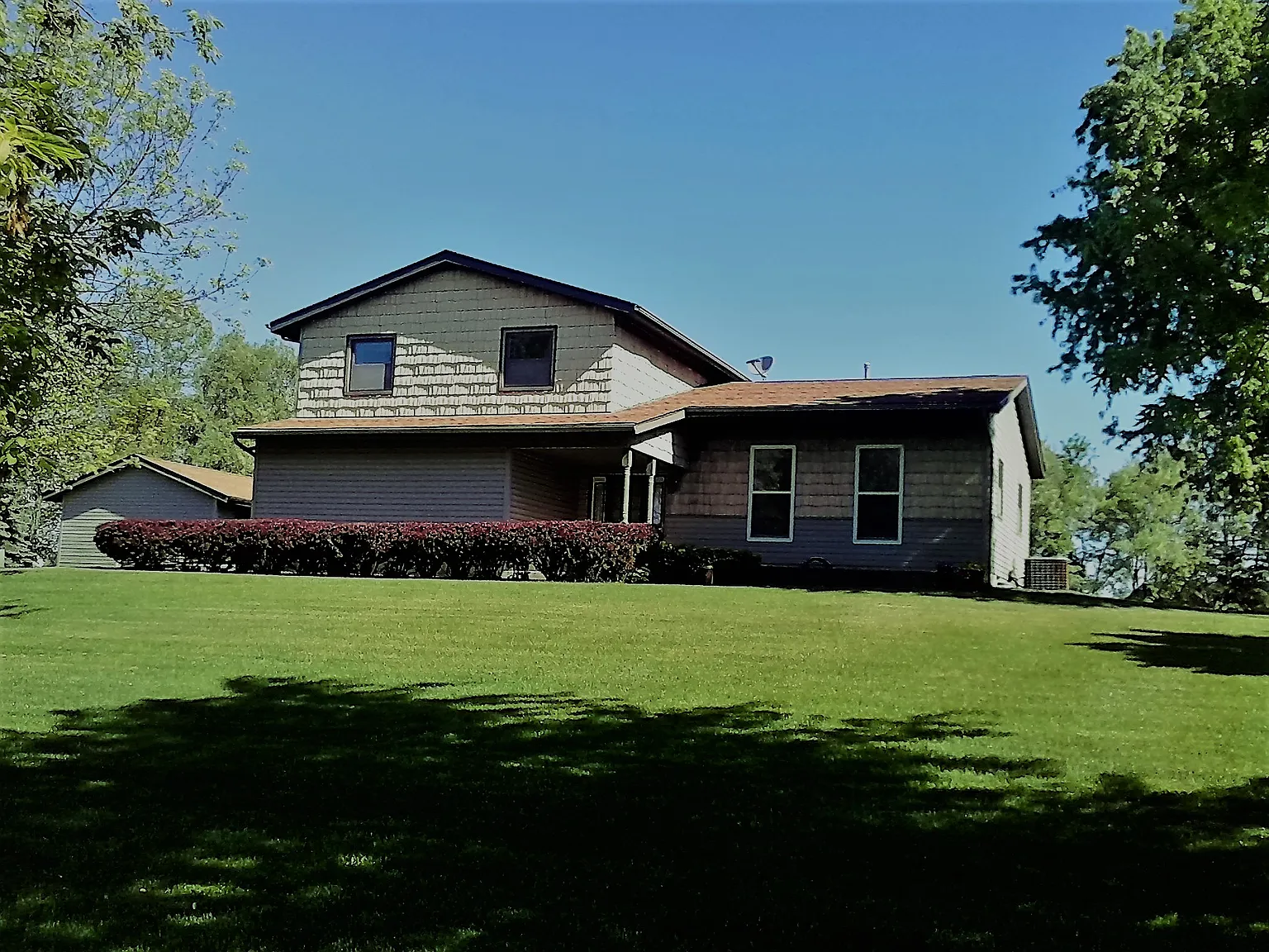 152 Cortland Ln photo 1