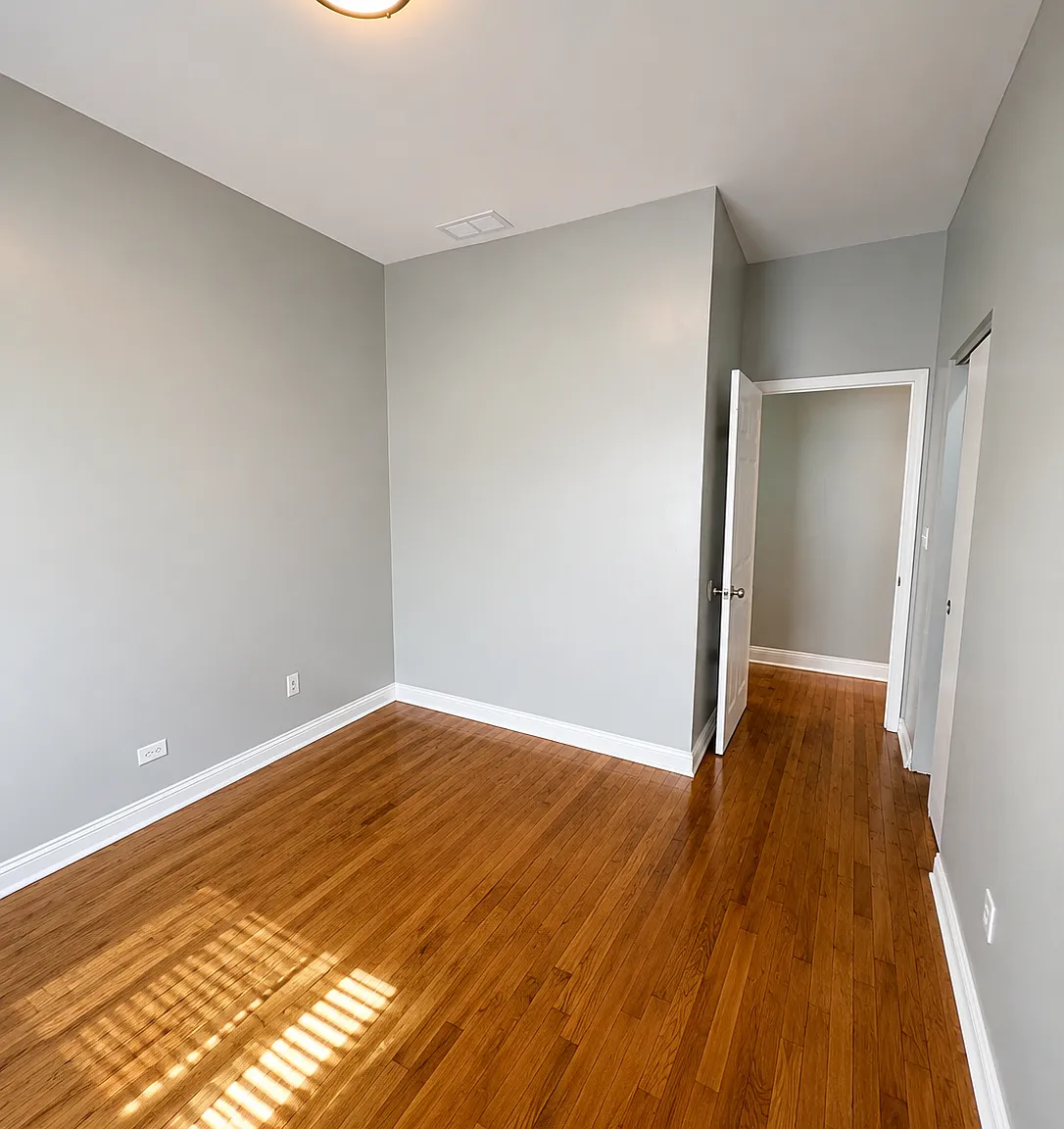 3 bed, 1300 sqft, $2,000 — Photo 3