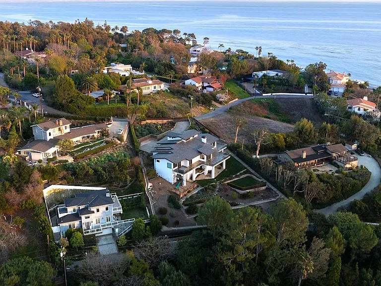 27091 Sea Vista Dr — Photo 70