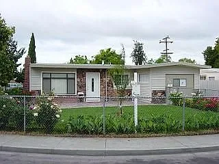10181 Torrance Ave photo 1
