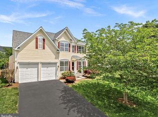 924 Towering Oak Ct, Purcellville, VA 20132