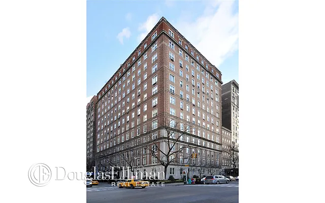 Sold by Douglas Elliman | media 22