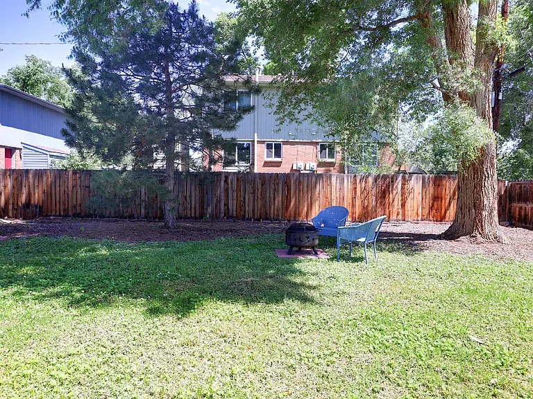 6102 S Spotswood St — Photo 31