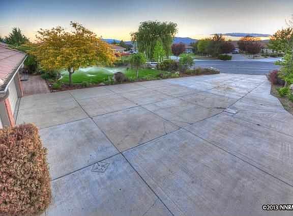 2nd image of 550 Bella Oaks Ct