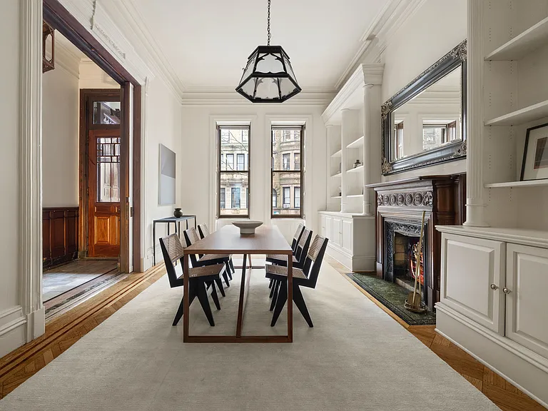 51 W 73rd St #TOWNHOUSE — Photo 6