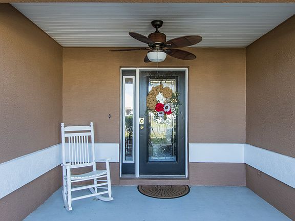 4th image of 329 Island Landing Dr