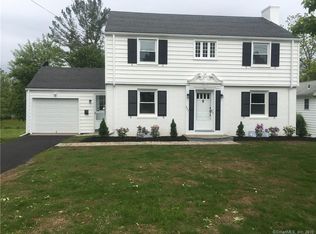 697 Ridge Rd, Middletown, CT 06457