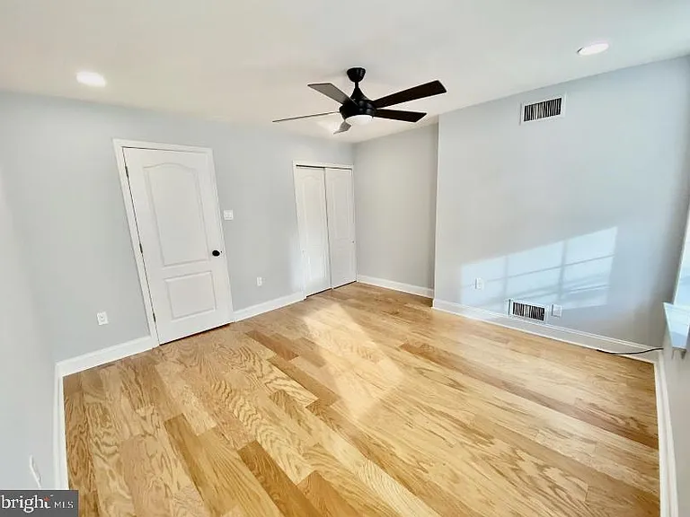209 Daly St — Photo 14