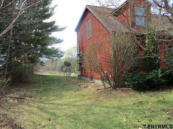 5th image of 50 Hudson Ct