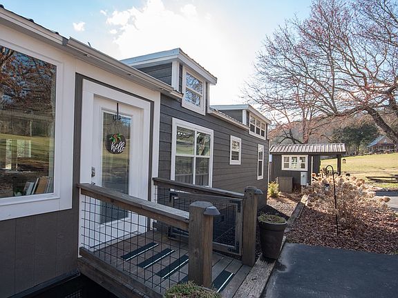 2nd image of 3540 Rose Creek Rd