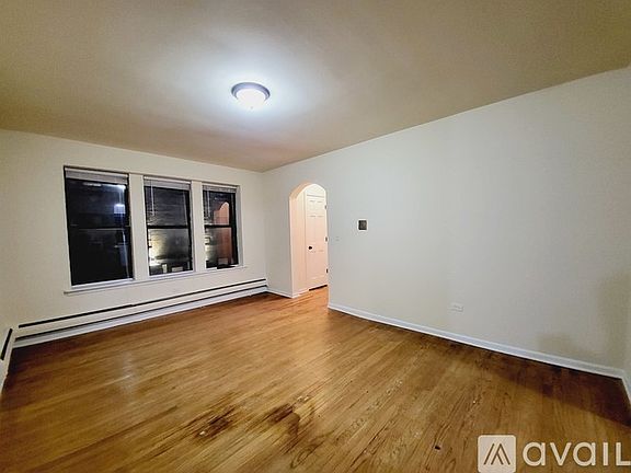 3rd image of 3221 W Diversey Ave APT 209