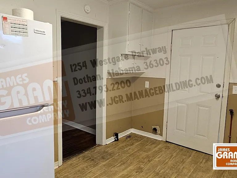 310 W Lafayette St — Photo 6