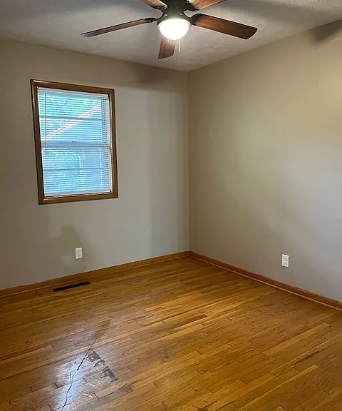 2545 S Nettleton Ave — Photo 27