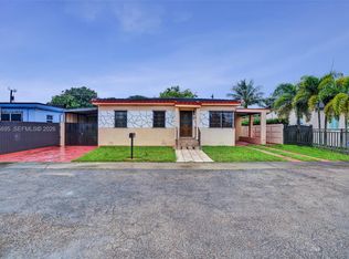 82 E 57th St, Hialeah, FL 33013