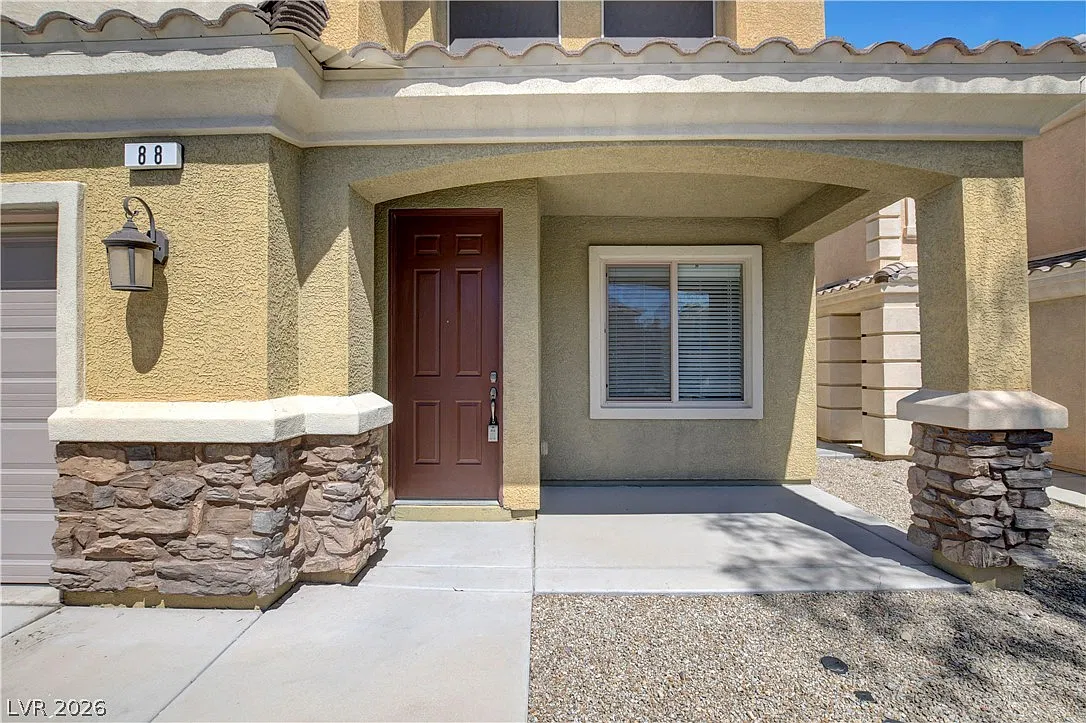 4 bed, 3.5 bath, 2781 sqft, $2,400 — Photo 4