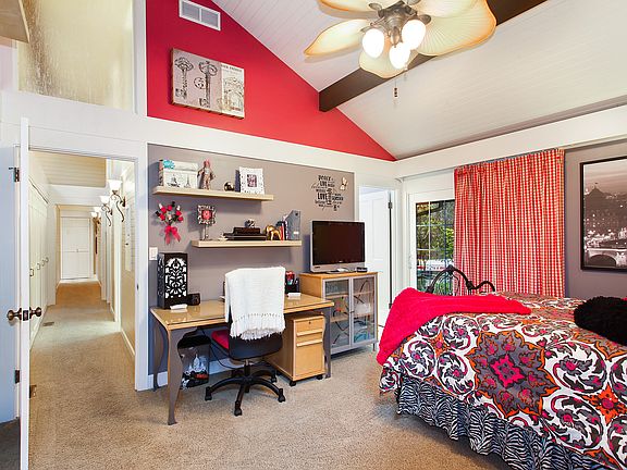 5th image of 5340 NE Fletcher Lndg