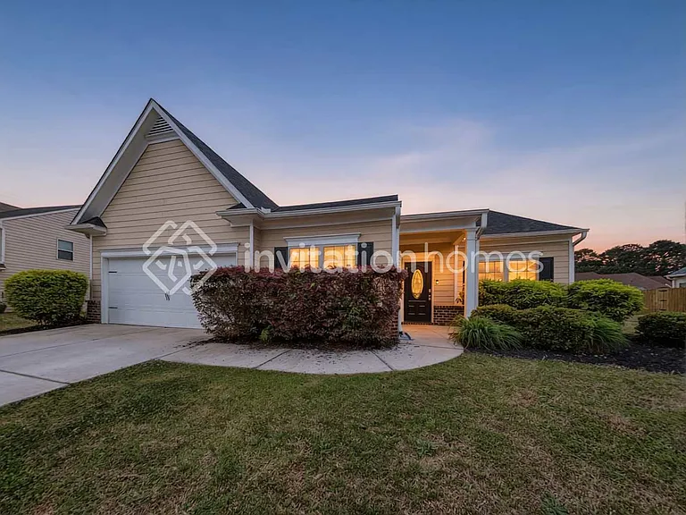 3846 Cameron Trl SE — Photo 1