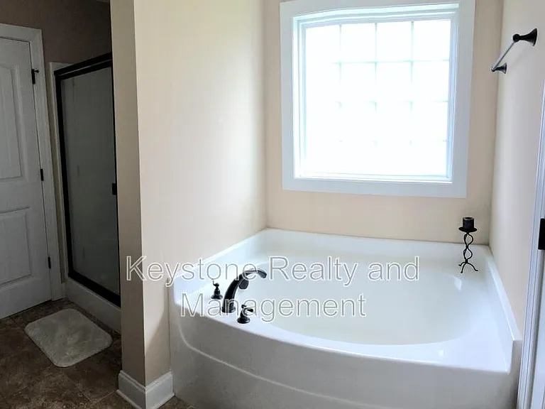 1223 Snowball Ln — Photo 10