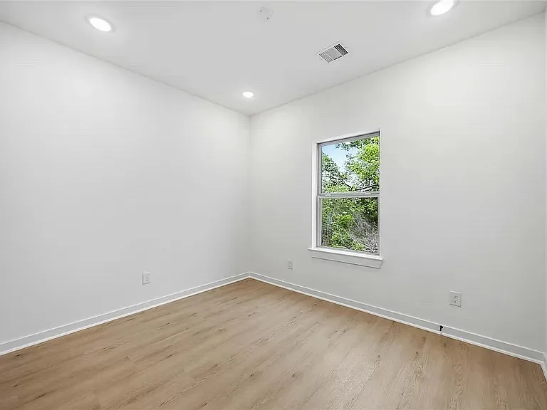 4916 Tronewood St #B — Photo 22